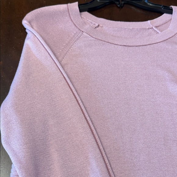 Lululemon lavender sweater with design on sides.  Sole owner Excellent condition - Picture 9 of 9